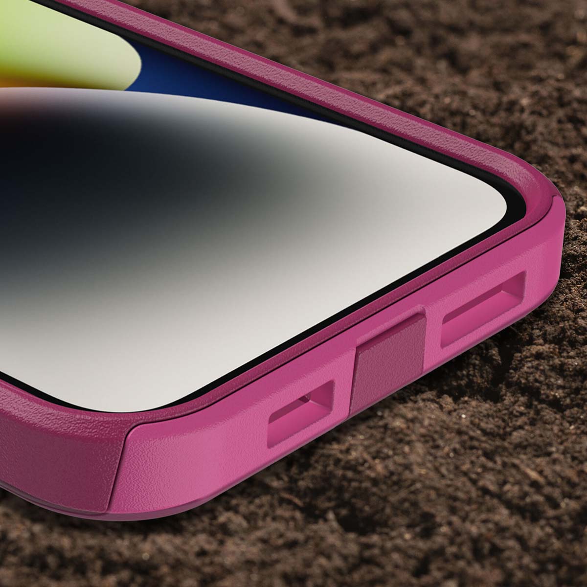 Otterbox Commuter Phone Case for iPhone 14 Plus.