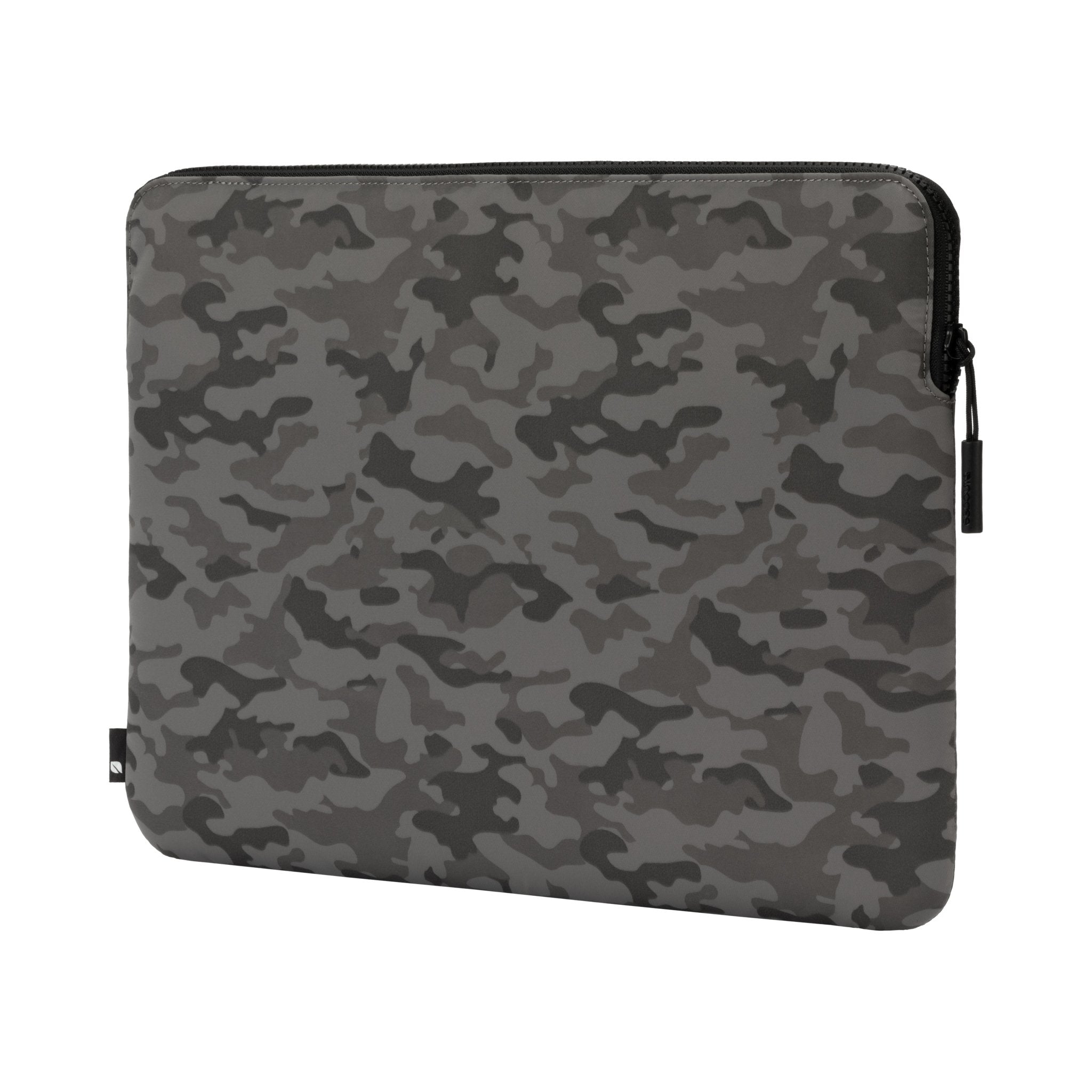 Compact Sleeve in Flight Nylon for 15 & 16-inch MacBook Pro - Sleeve - Techunion -